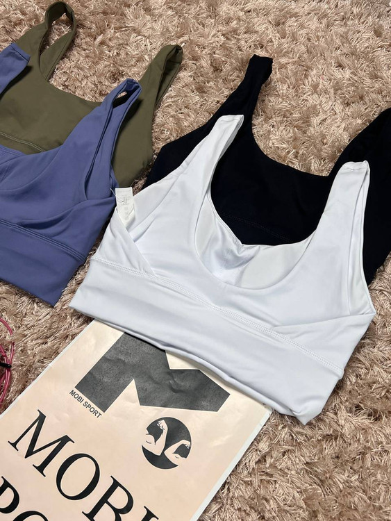 نیمتنه اسپندکس از پشت